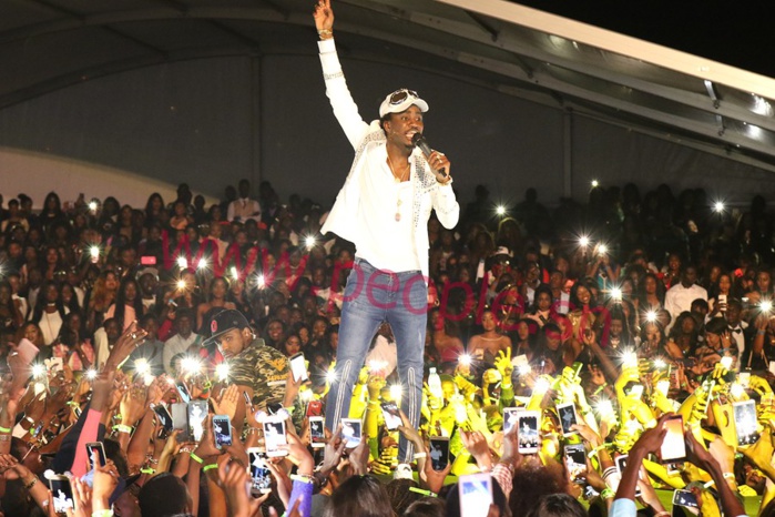 SOIRÉE D'ANNIVERSAIRE AU CICES : Wally Ballago Seck déclaré nouveau roi du Mbalax ( IMAGES )