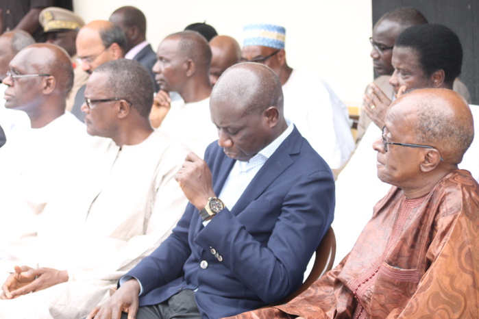 Les images de la levée du corps de l'ancien ministre Hamath Sall à l’hôpital Principal de Dakar