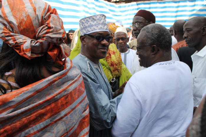 Les images de la levée du corps de l'ancien ministre Hamath Sall à l’hôpital Principal de Dakar