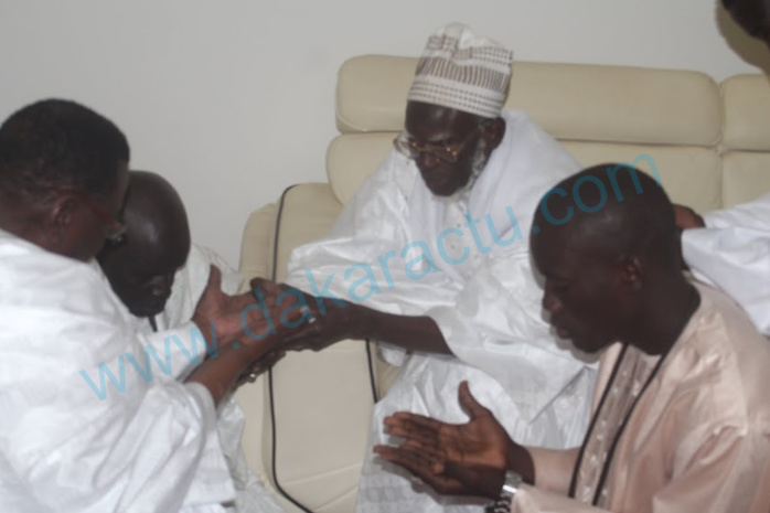 Serigne Mountakha Mbacké rend visite à Cheikh Béthio chez lui, à Touba... (Photos)