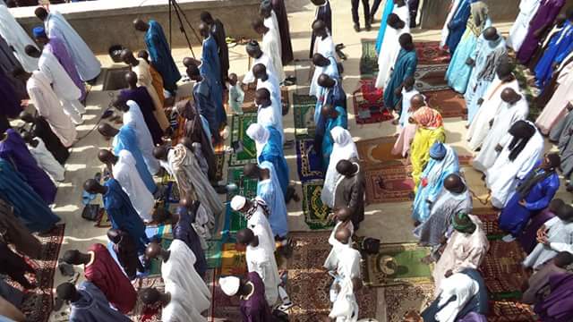 Les images de la célébration de l'Aid El Fitr à la grande mosquée de Touba en présence du Khalif général des Mourides