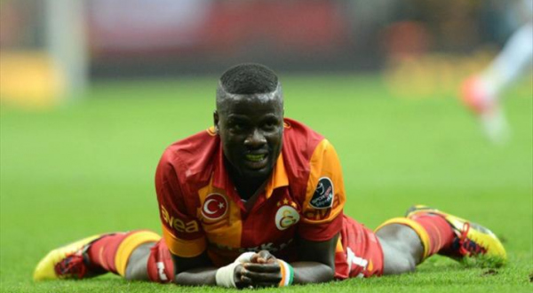 Le footballeur ivoirien Emmanuel Eboué ruiné par un pasteur nigérian