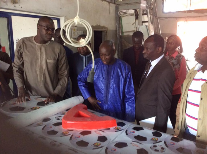 Visite inopinée du Ministre de l'industrie Aly Ngouille Ndiaye à la SODIDA