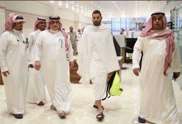 Karim BENZEMA est arrivé à Djeddah pour l'accomplissement du 5eme pilier de l'islam