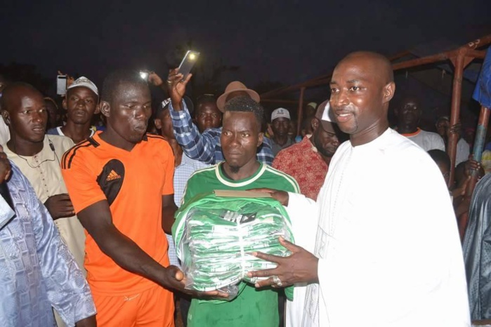 Finale zonale Dimboli 2017 : « Il nous faut œuvrer sans relâche pour la réélection du Président Macky SALL en 2019. Et nous y travaillerons quoi qu’il nous en coûtera » Mamadou H. CISSE (Apr/Kédougou)