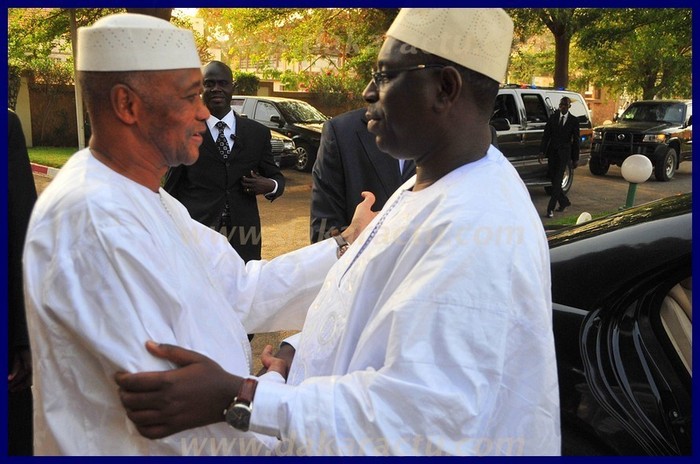 Amadou Toumani Touré exprime sa "profonde gratitude" à Macky Sall