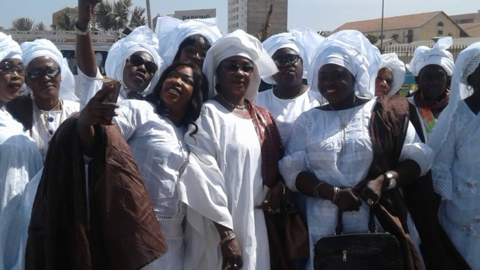 Conférence religieuse : Les femmes Apr du département de Dakar prient pour la paix et la stabilité nationale