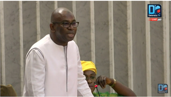 Débats houleux à l'Assemblée nationale : Moustapha Guirassy au-dessus de la mêlée