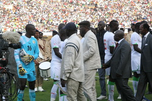 Souleymane Ndéné Ndiaye : "Hayatou est le complice de l'arbitre angolais"