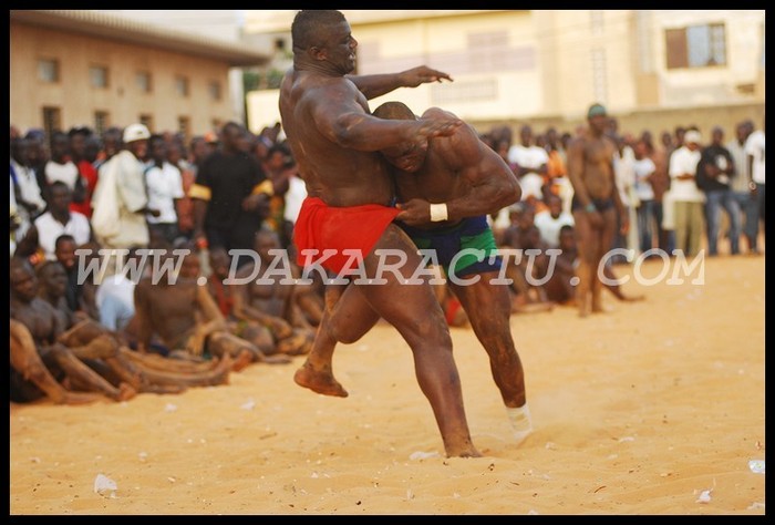 [ PHOTOS ] Gouye Gui serait-il meilleur que Balla Gaye 2 ?