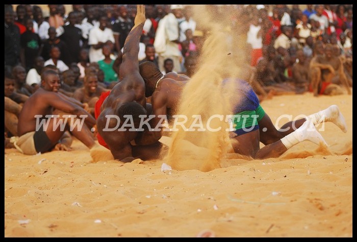 [ PHOTOS ] Gouye Gui serait-il meilleur que Balla Gaye 2 ?