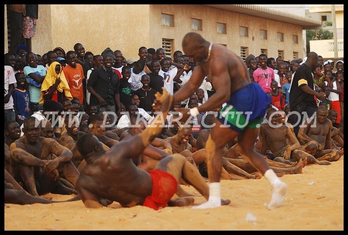 [ PHOTOS ] Gouye Gui serait-il meilleur que Balla Gaye 2 ?