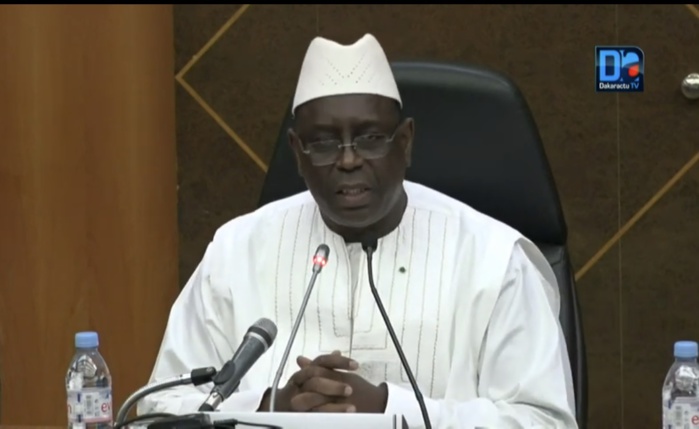 8 mars :  Macky Sall explique pourquoi les femmes doivent rentrer dans les partis politiques