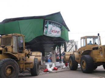 [ VIDEO ] Côte d'Ivoire: la célèbre rue Princesse rasée au bulldozer