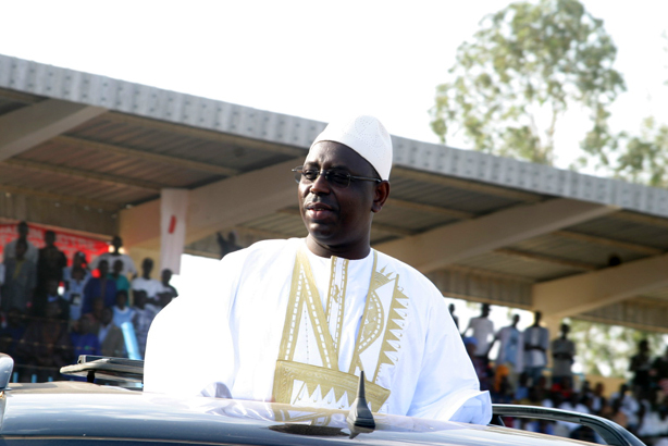 Ahmed Khalifa Niasse traite Macky Sall "d’impoli" et "d’esclave"