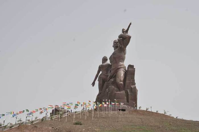 J’aime le Monument de la Renaissance africaine (le commentaire du jour de Cheikh Yérim Seck).