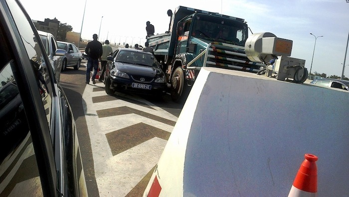 Accident sur l'autoroute à péage (photos )