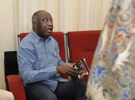 Le transfert de Laurent Gbagbo à La Haye ou les méfaits de la vanité du pouvoir (le commentaire du jour de Cheikh Yérim Seck).