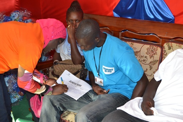 Les jeunes de Rewmi investissent la foire de Dakar et présentent le projet d'Idrissa Seck (PHOTOS)