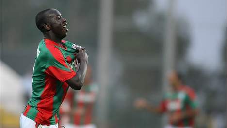 L'attaquant sénégalais Papa Babacar Diawara  a signé dimanche au FC Séville