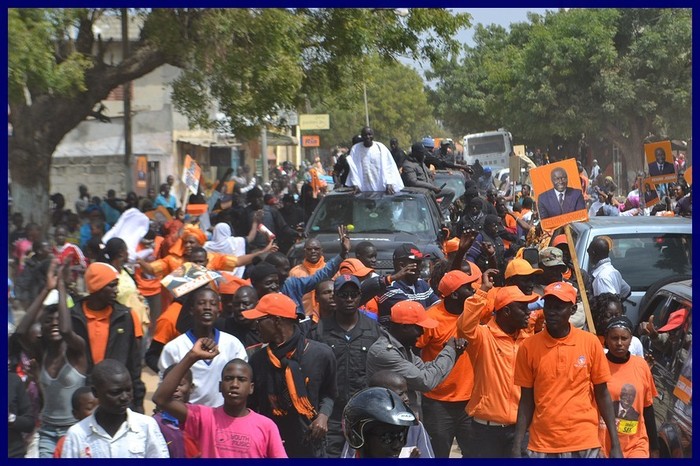 Regardez les images de la tournée d'Idrissa Seck à Mbao, Rufisque, Sangalkam et Sébikotane