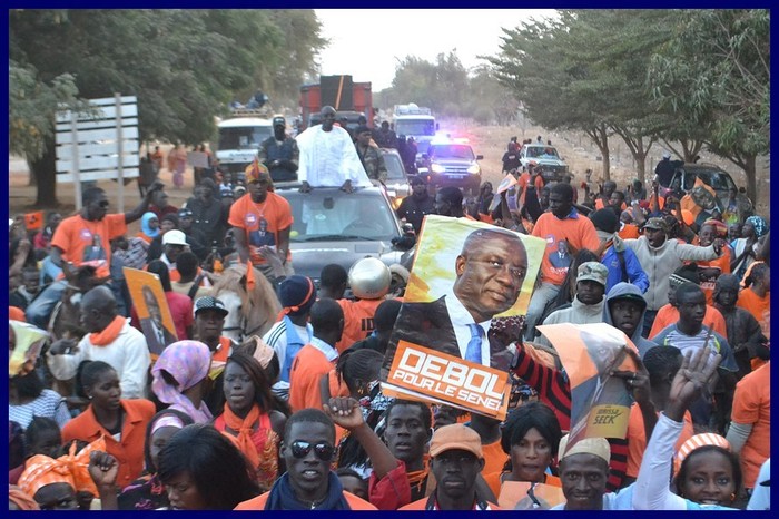 Regardez les images de la tournée d'Idrissa Seck à Mbao, Rufisque, Sangalkam et Sébikotane