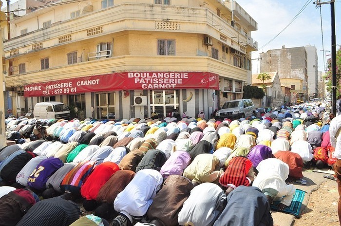 Dernière minute: Une grenade dans la mosquée de la rue Carnot.