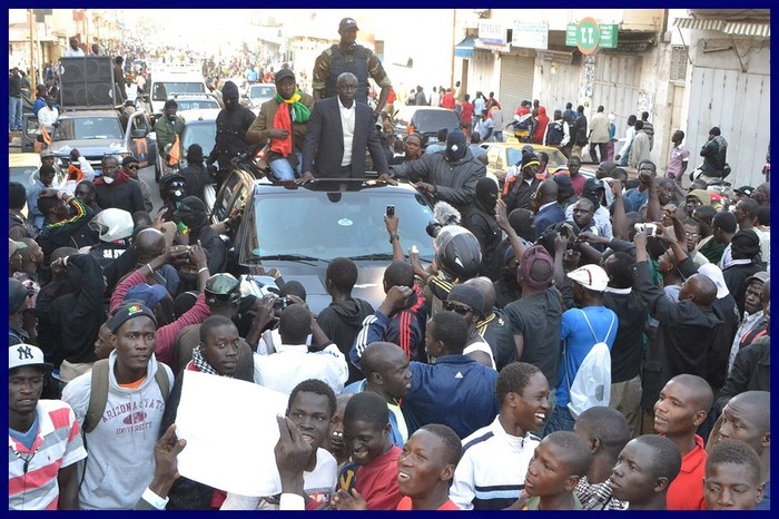 Regardez les images d'Idrissa Seck et Bara Tall en route hier vers la Place de l'Indépendance