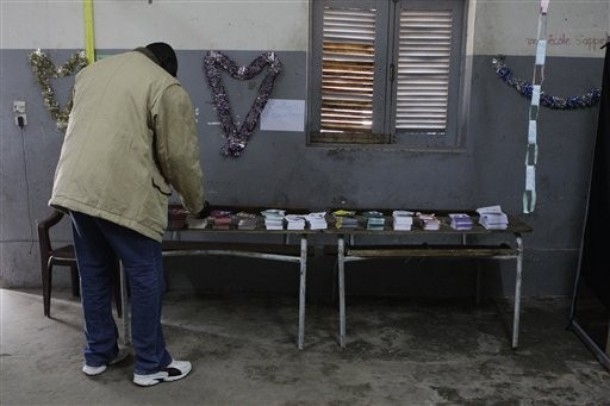 A la fermeture des bureaux de vote, les militaires n'ont pratiquement pas voté sur l'ensemble du territoire...