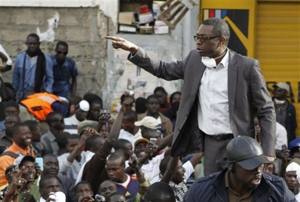 Revue presse - ‘’Abdoulaye Wade est têtu, il est dans les nuages. Il ne respecte personne, et il doit revenir à la réalité, car les Sénégalais lui ont tourné le dos’’ ( Youssou Ndour )