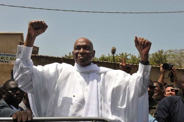 Comment Abdoulaye Wade a-t-il tenu ses troupes pour éviter tout dérapage hier ?