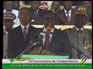 10h 50: Fin du défilé: Macky Sall prononce un discours de remerciement