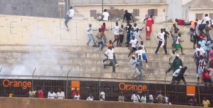 Violence dans l'arène : Pourquoi orange continue-t-elle de sponsoriser la lutte ?