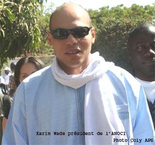 Karim Wade a quitté le Sénégal hier nuit, selon l'Observateur