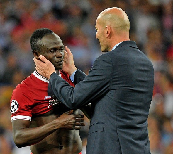 Real Madrid : Sadio ManÃ© toujours dans les petits papiers de Zizou.