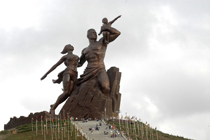 Covid-19/Sénégal : Les visites de la statue du monument de la Renaissance suspendues jusqu'à nouvel ordre.