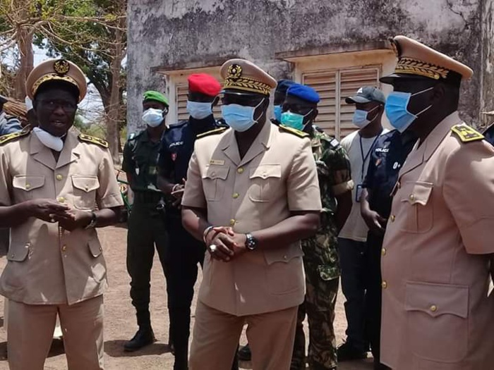 Covid 19/Kédougou : Le gouverneur de région se rend à la frontière pour constater les dispositifs sanitaires et sécuritaires.