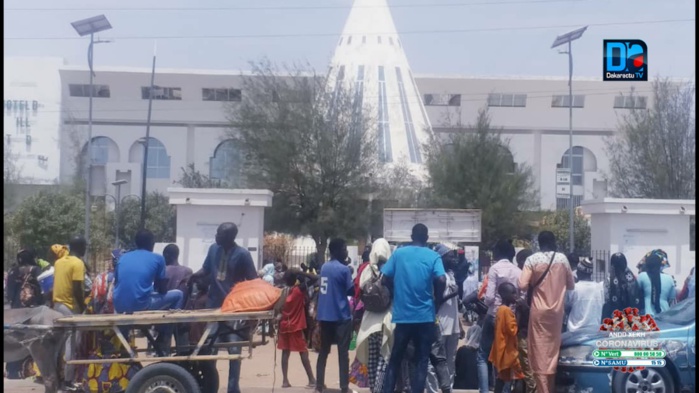 (IMAGES) TOUBA / Quand la mairie de Touba viole les règles de distanciation sociale.