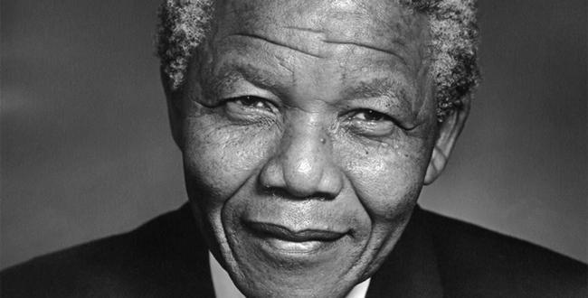 Nelson Mandela fête jeudi ses 95 ans à l'hôpital