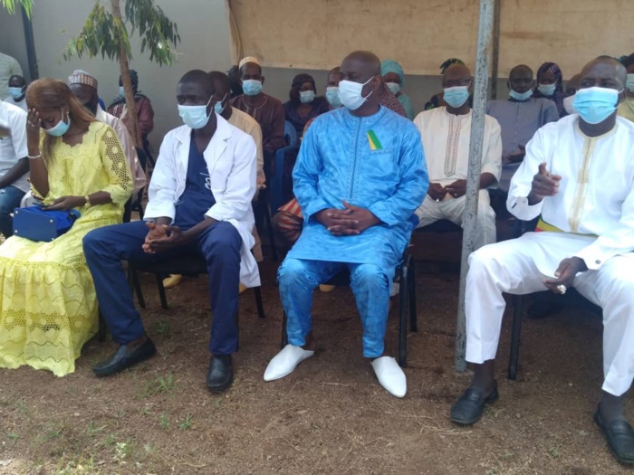 Kédougou / Inauguration du centre de santé secondaire : le maire, Mamadou H. Cissé soulage les populations du quartier Ndiormi.