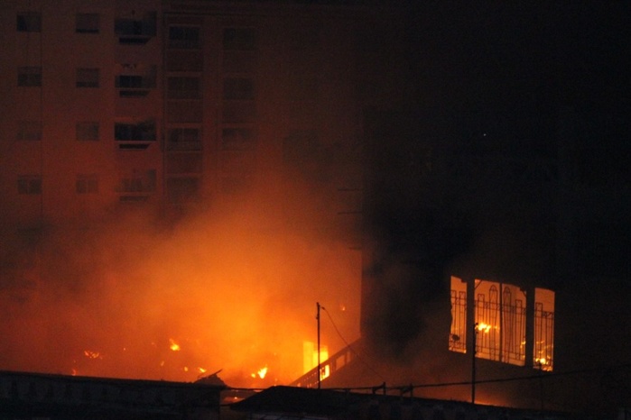 Sandaga : les images de l'incendie du marché