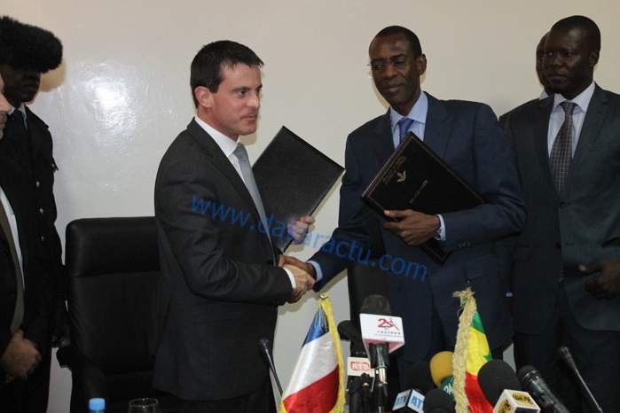 Les images de la conférence de presse du ministre français de l'Intérieur Manuel Valls avec son homologue sénégalais Abdoulaye Daouda Diallo