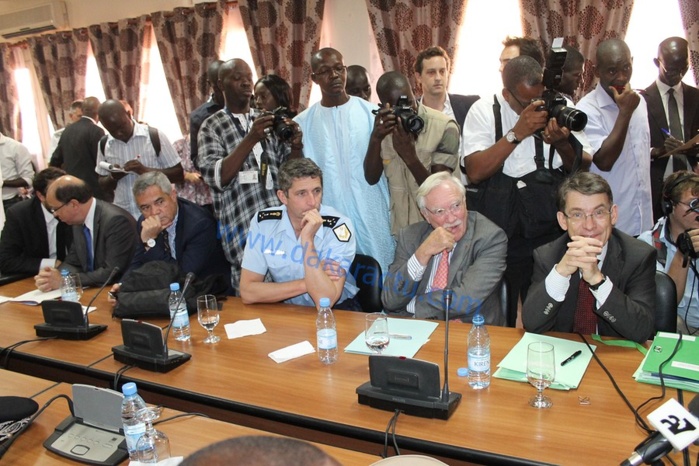 Les images de la conférence de presse du ministre français de l'Intérieur Manuel Valls avec son homologue sénégalais Abdoulaye Daouda Diallo