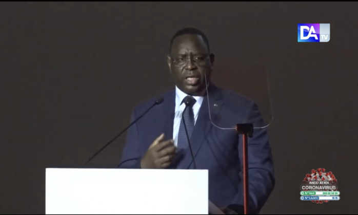 Macky Sall après le lancement de la 1re phase du TER : «  Ce jour marque une étape historique dans la marche collective vers le Sénégal émergent »