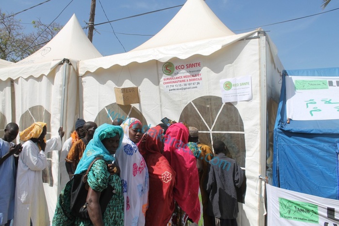 Habillement  des jeunes filles au Magal Des tenues décentes à la place des jeans et jupes courtes