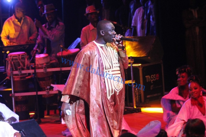 Pape Diouf chauffant le Grand Théâtre hier, lors de l'anniversaire de Assane N'diaye