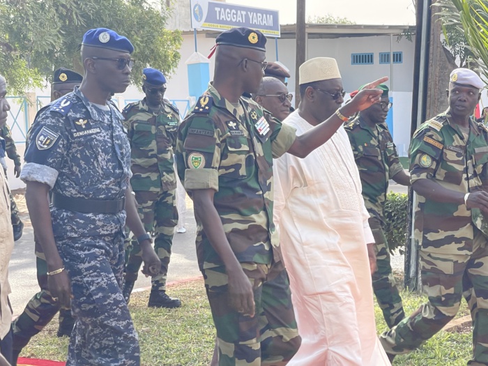 [ IMAGES ] Camp militaire de Thiès :  Visite du président Macky Sall de la base Général Louis Tavares Da Souza 