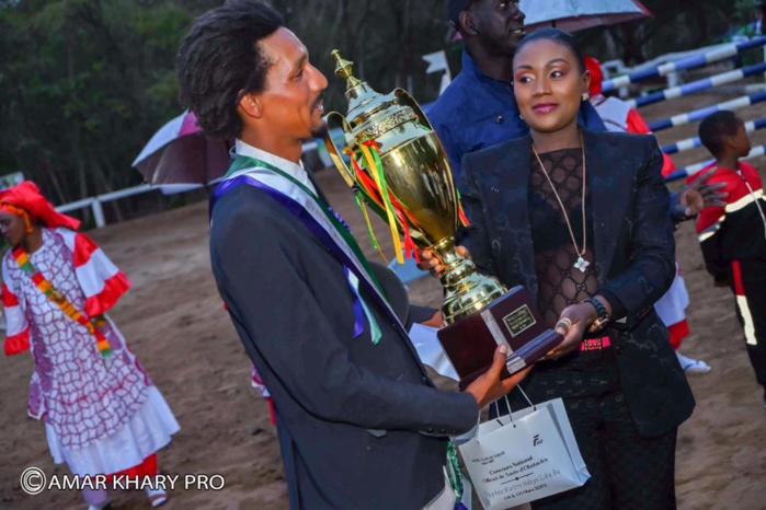 Les Images du Concours National Officiel de Sauts D ‘Obstacles . Trophée Maître Ndeye Lika Ba