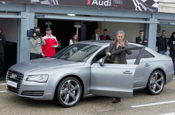 Il vend sa voiture pour approcher Mourinho