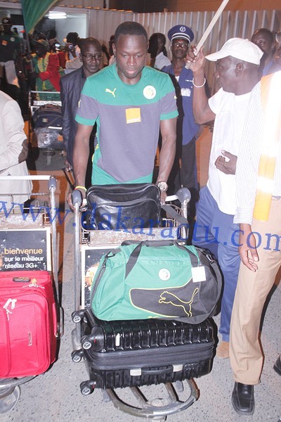 Les images de l'arrivée des Lions à l’Aéroport Léopold Sédar Senghor 